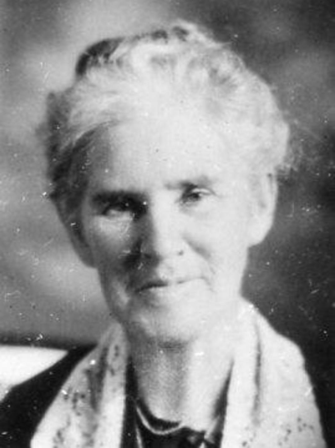 Emma Howard (1852 - 1953) Profile